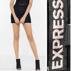 EXPRESS EUC Black Honeycomb Mini Skirt